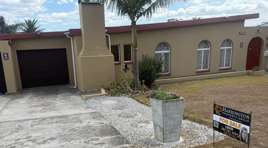 3 Bedroom Property for Sale in Heuwelkruin Eastern Cape